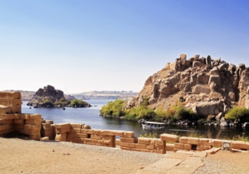 Fünfter Tag der Nilkreuzfahrt mit Besichtigung von Assuan und Aswan Umgebung in Ägypten am Nil